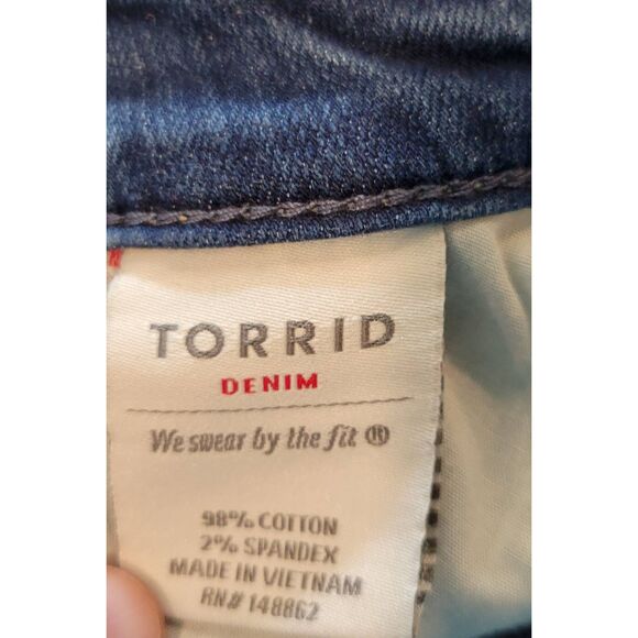 Torrid jean shorts denim size 16 stretchy womens - Picture 5 of 8